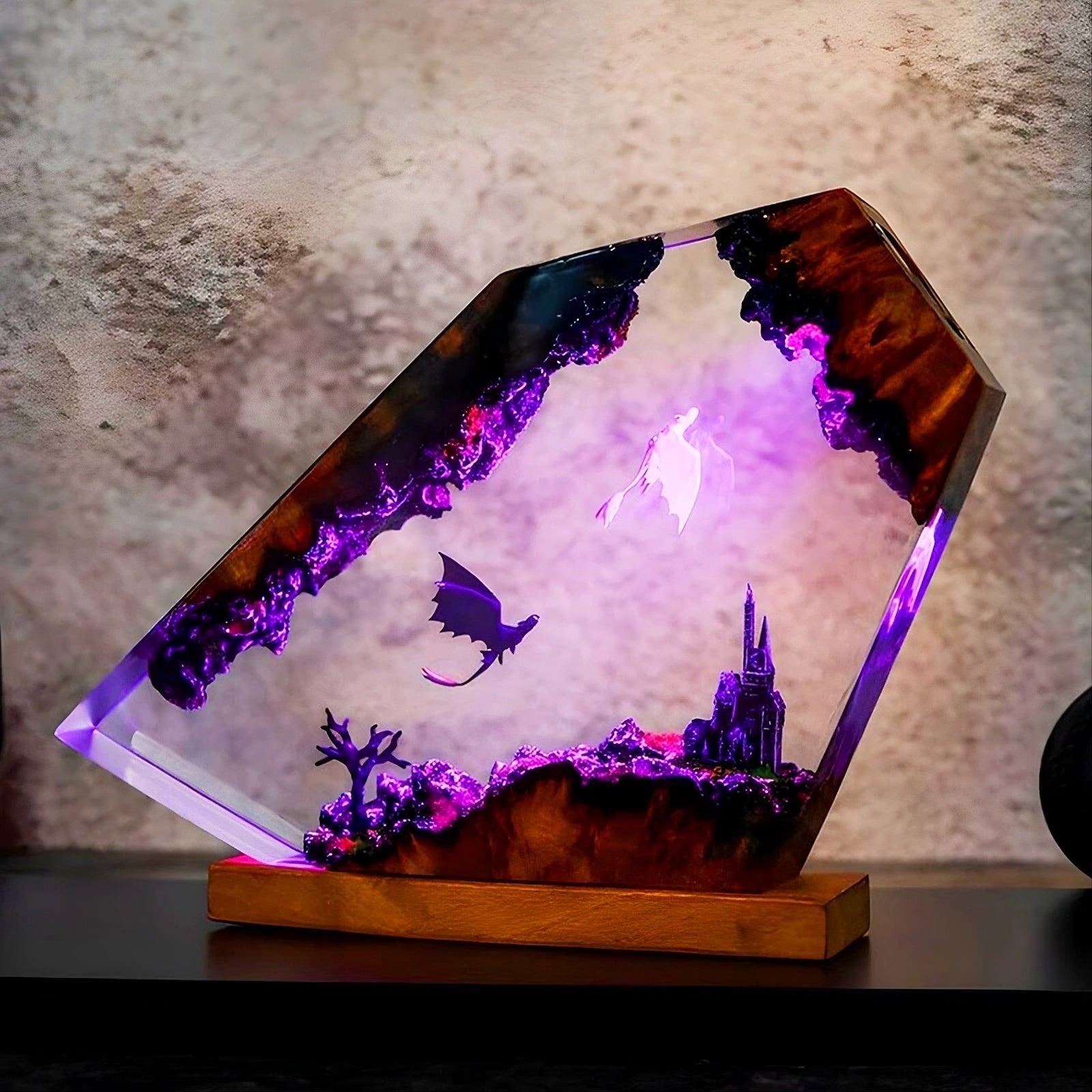 Dragon Resin Table Light - decorative LED lamp